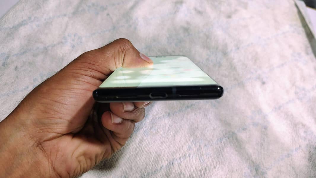 Google pixel 6 pro 2