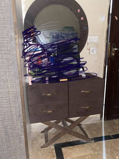 Dressing table / console table with mirror