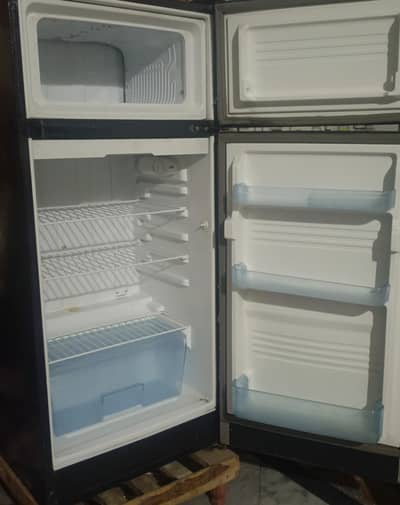 Dawlance Double Door Refrigerator - 35% Energy Saving (Original)