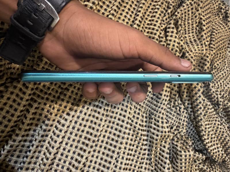 One Plus 8T 1