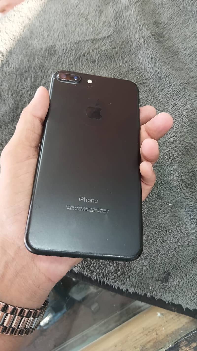 Apple iPhone 7 Plus read description 5