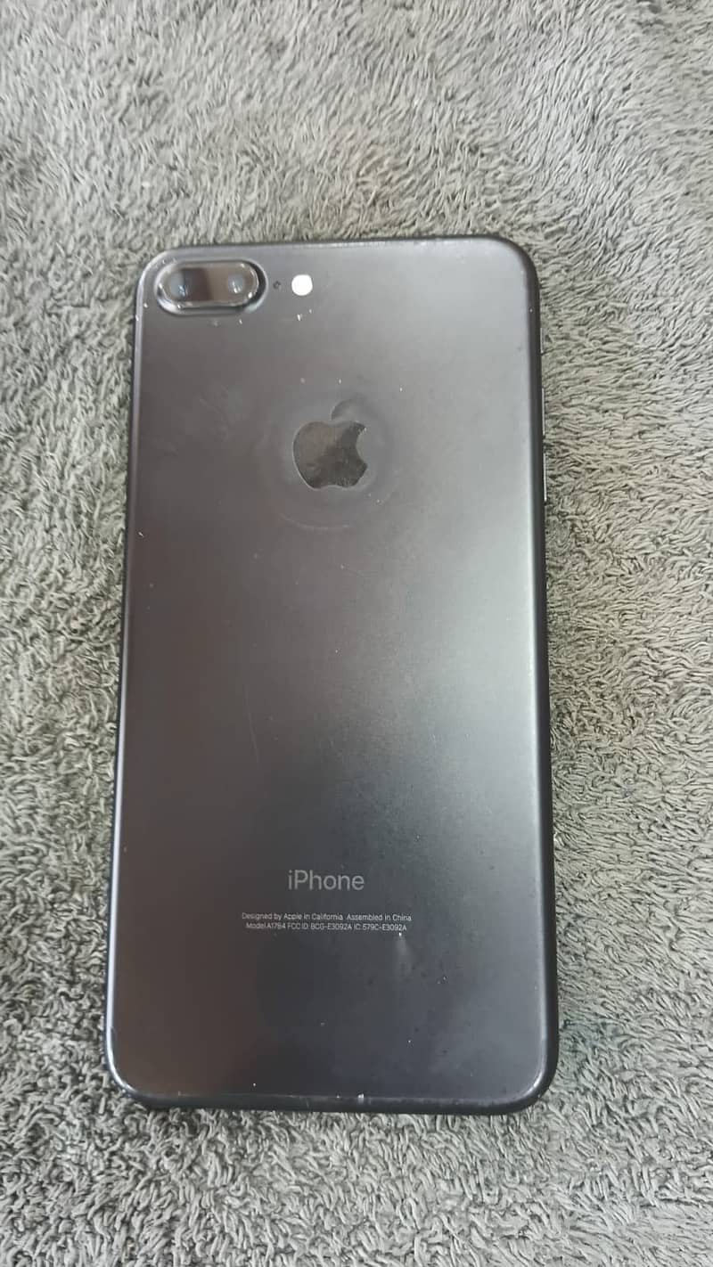 Apple iPhone 7 Plus read description 7