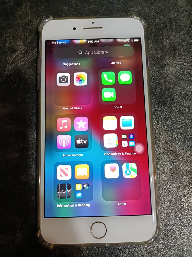Apple iPhone 7 Plus 2