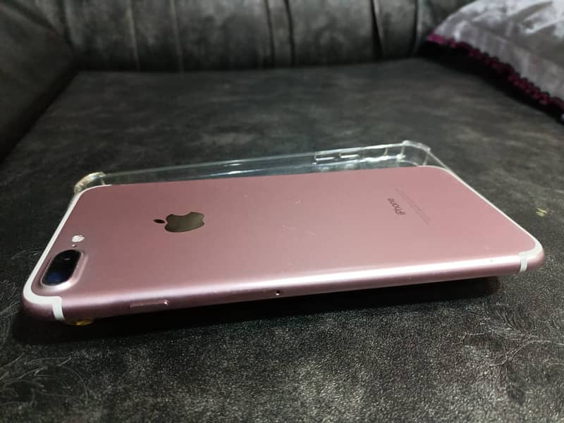 Apple iPhone 7 Plus 7