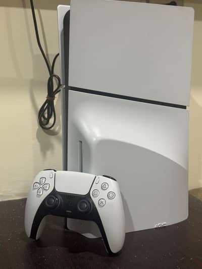 Playstation 5 slim disc edition (UK) 1TB 2026 modal