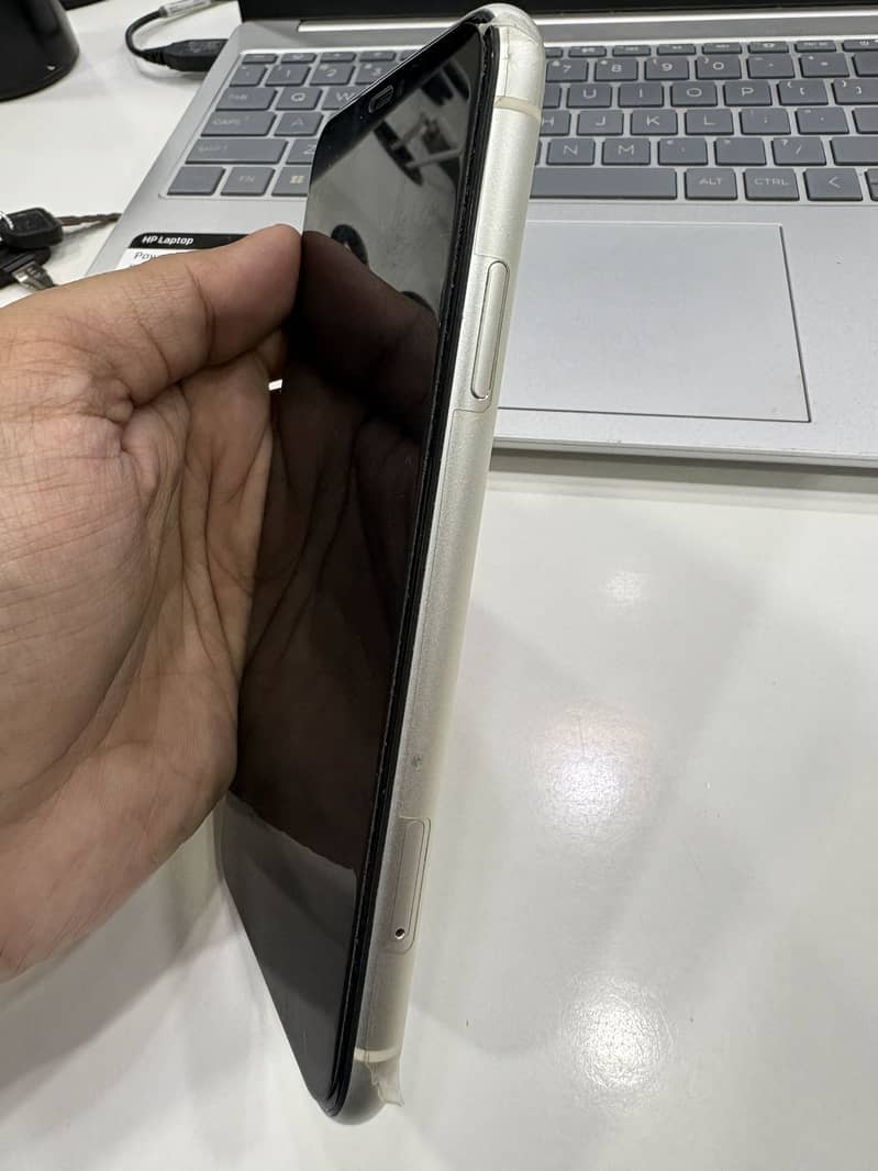 Apple iPhone 11 2