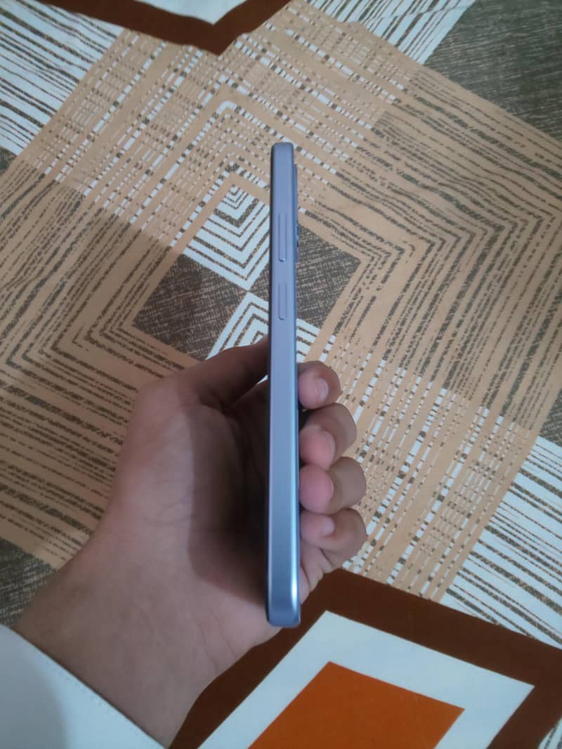 OPPO A6k 5