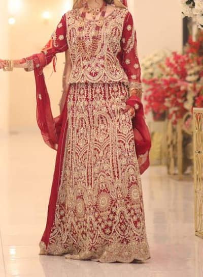 Beautiful Red Bridal Lehenga – Excellent Condition