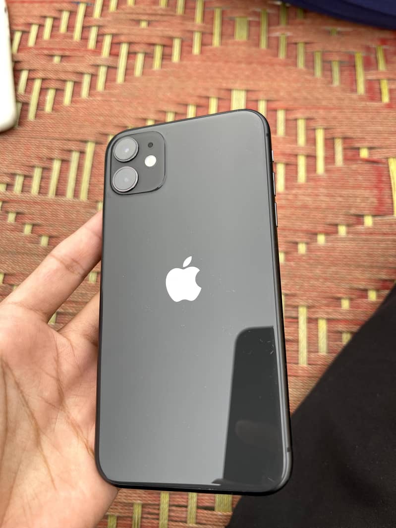 Apple iPhone 11 0