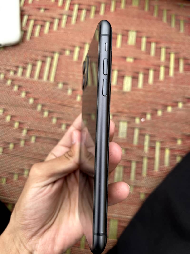 Apple iPhone 11 1