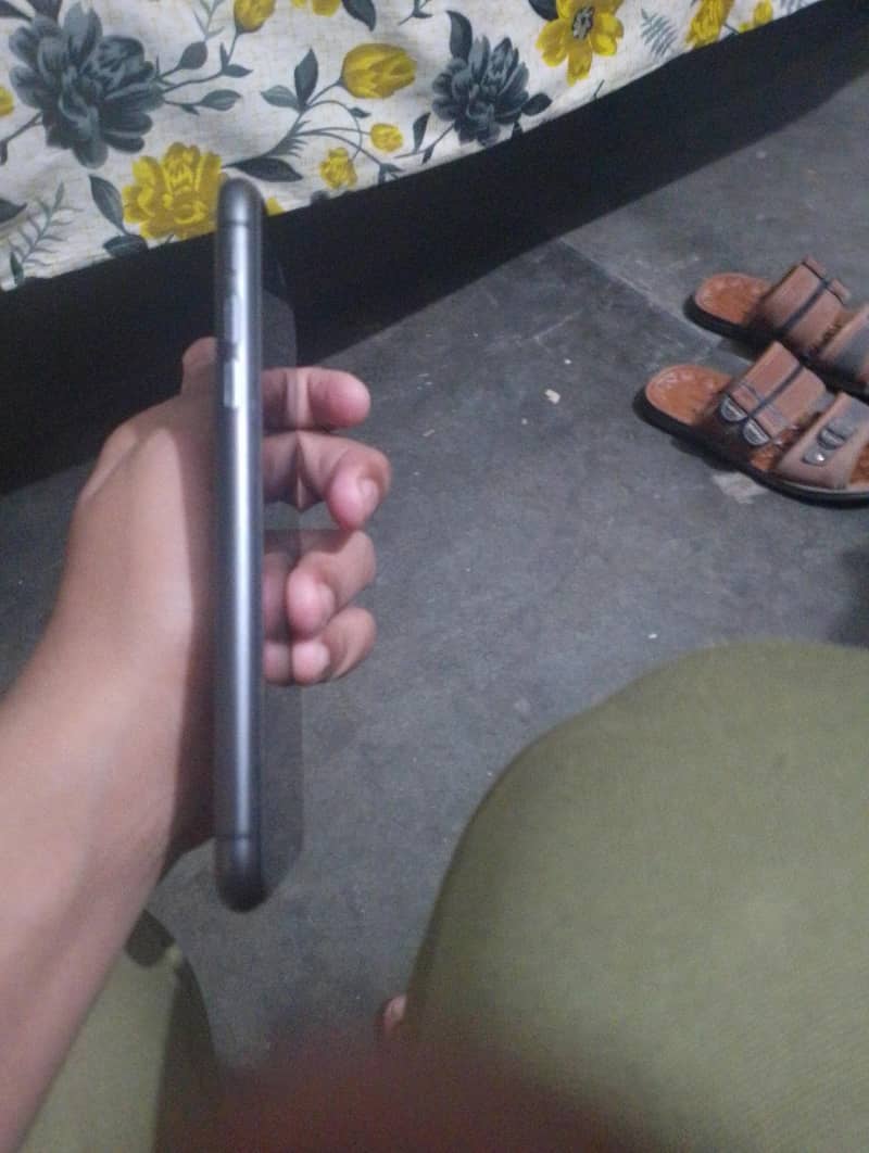 Apple iPhone 11 2