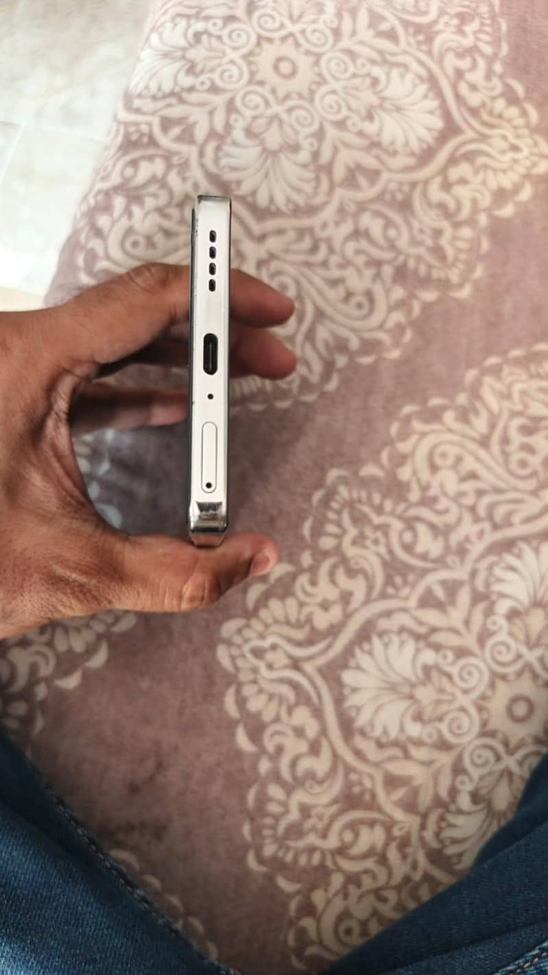 Infinix Note 40 3