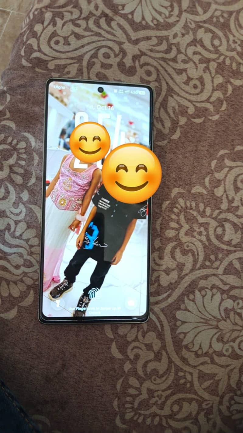 Infinix Note 40 4