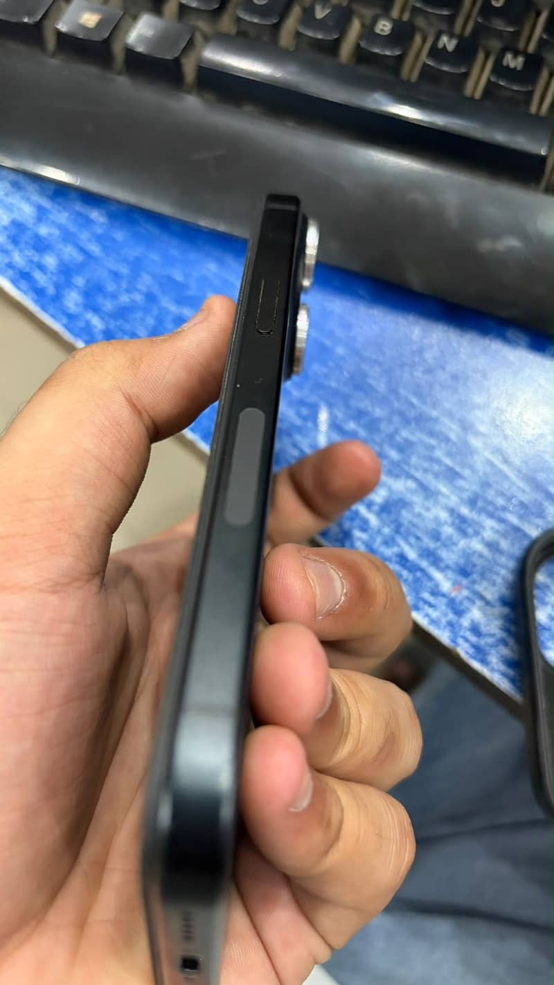 Apple Iphone 15 1