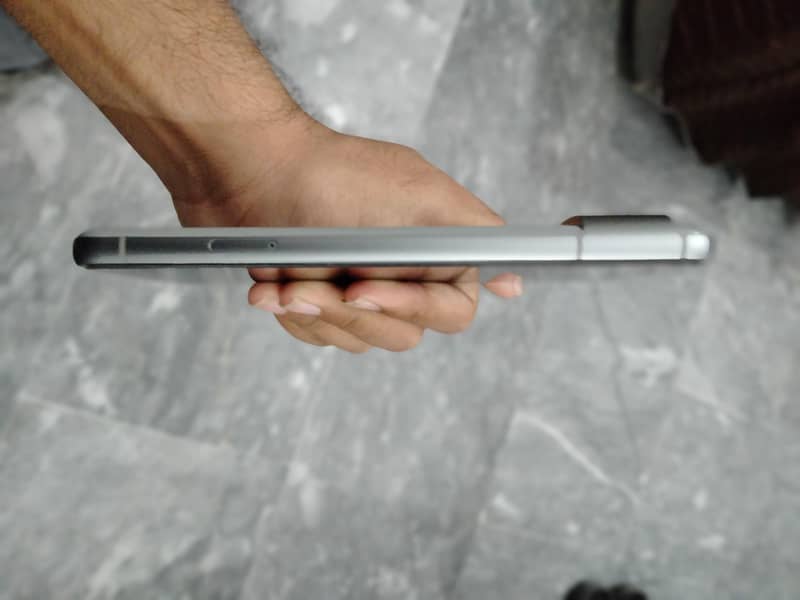 Google Pixel 8 3