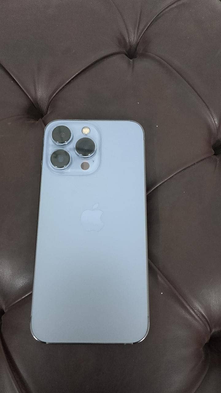 Apple iPhone 13 Pro 1