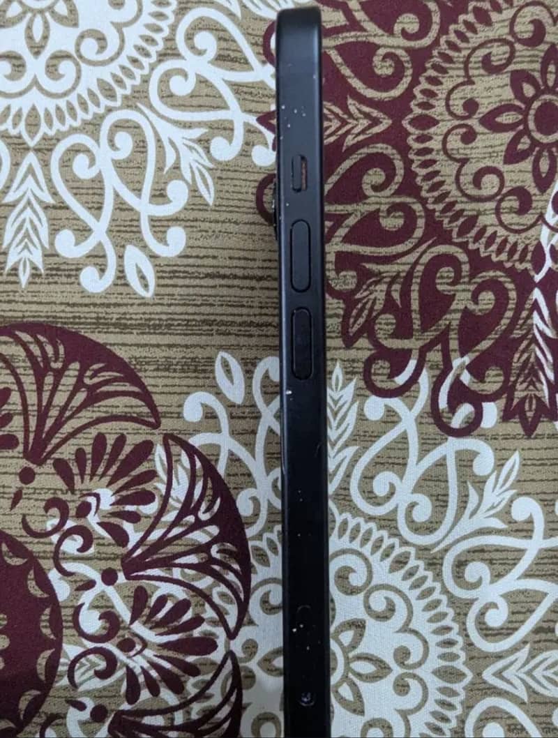 Apple iPhone 15 3