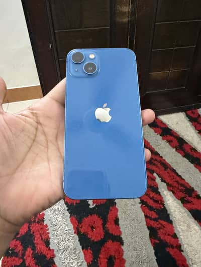 Apple iPhone 13