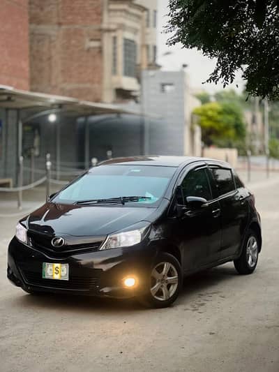 Toyota Vitz 2011 /2015 Good condition Home use