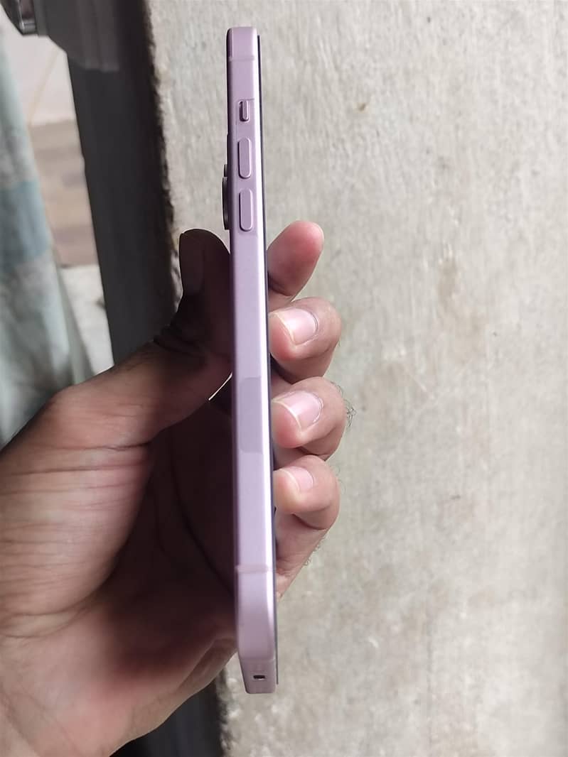 Apple iPhone 15 plus 2