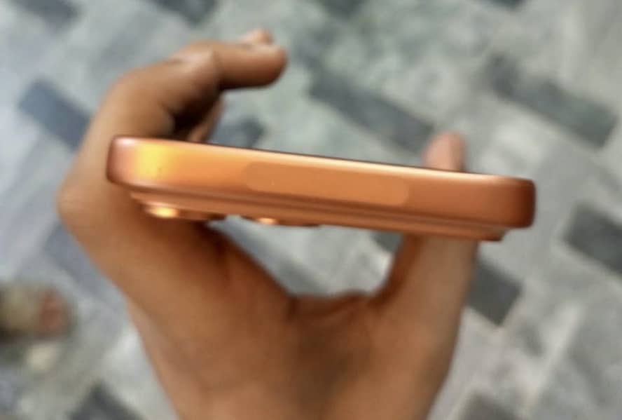 Apple iPhone 17 Pro Max 2