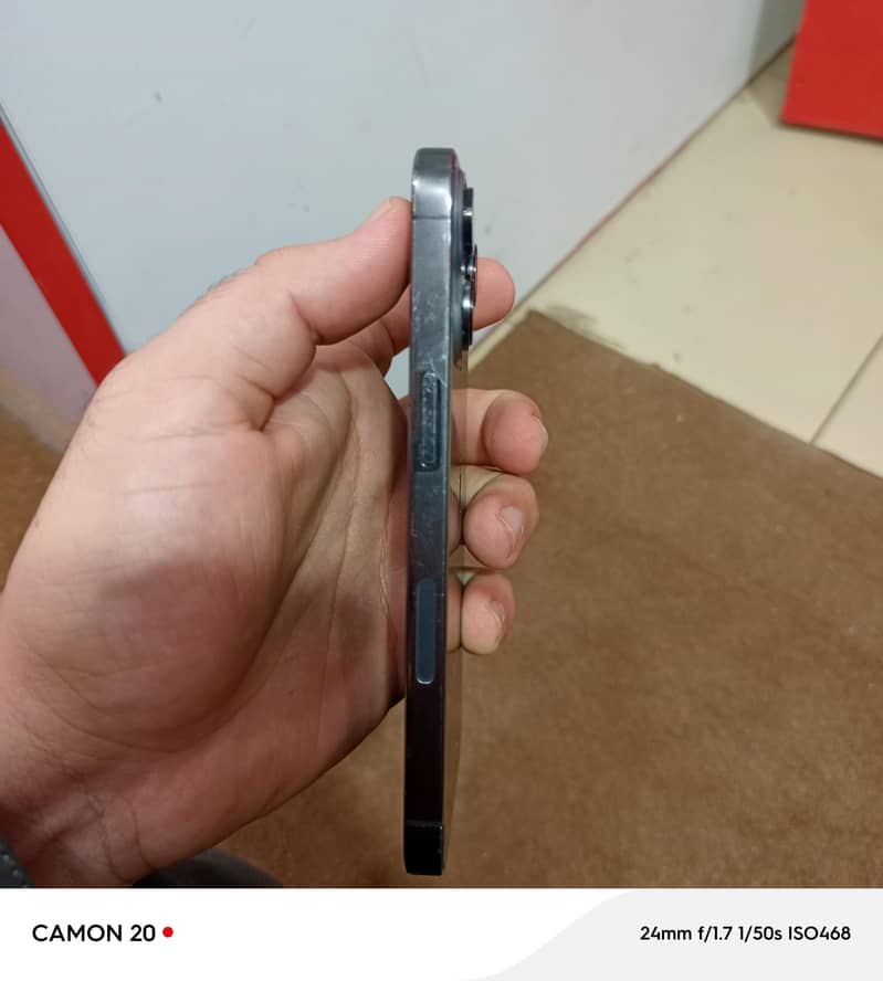 Apple iPhone 13 Pro 3