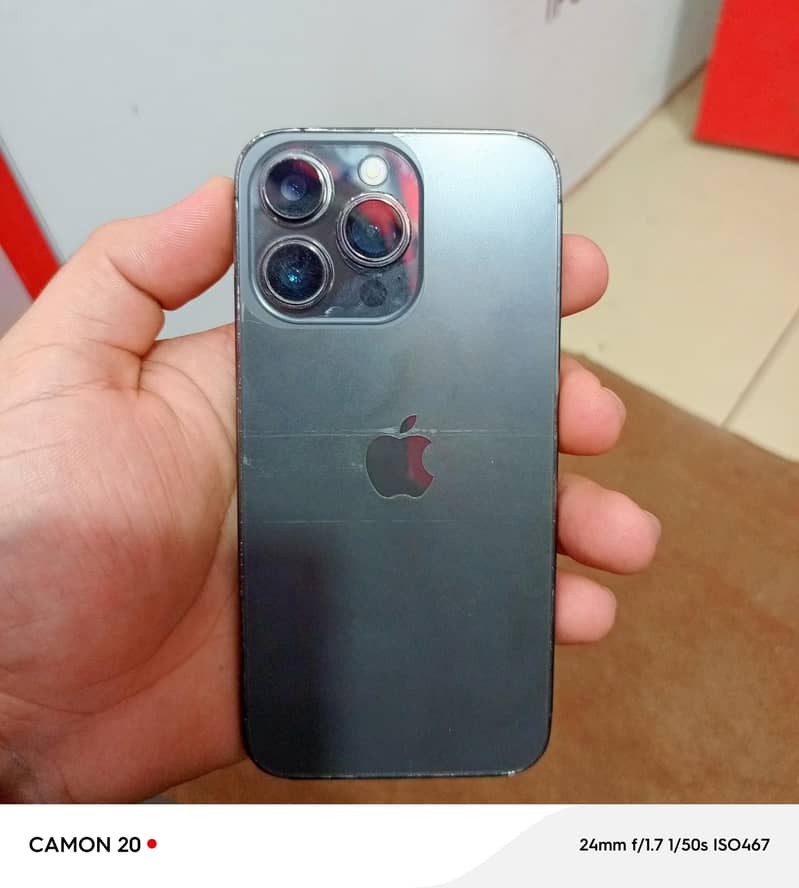 Apple iPhone 13 Pro 4