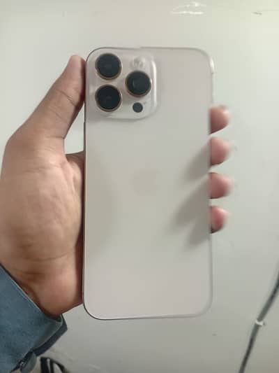 Apple iPhone 16 Pro Max