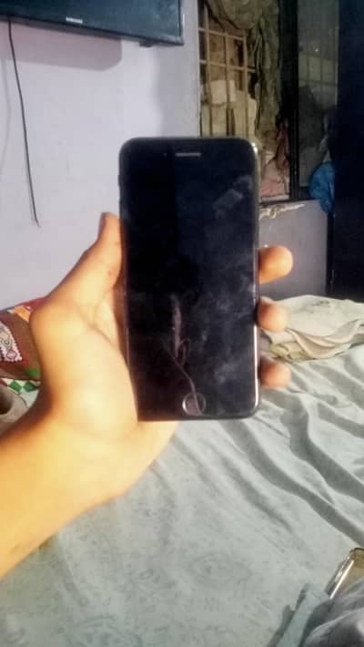 Apple iPhone SE