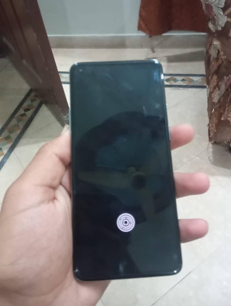 One Plus 8T 6