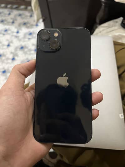 Apple iPhone 13