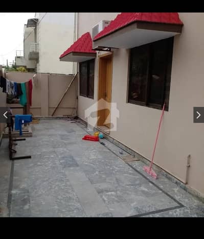 Direct Owner No Comission 10 Marla house Ground Portion for Rent