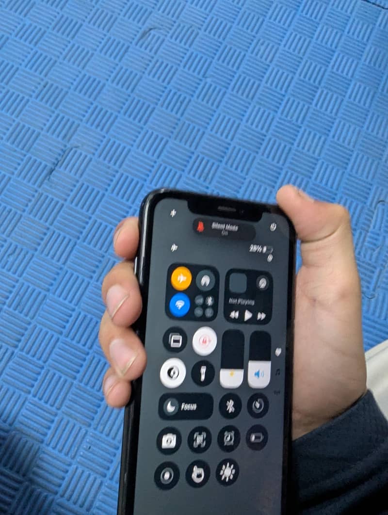 Apple iPhone XR 2