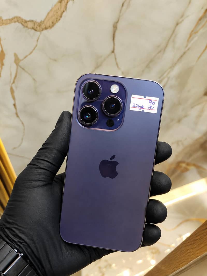 Apple iPhone 14 Pro Max 3