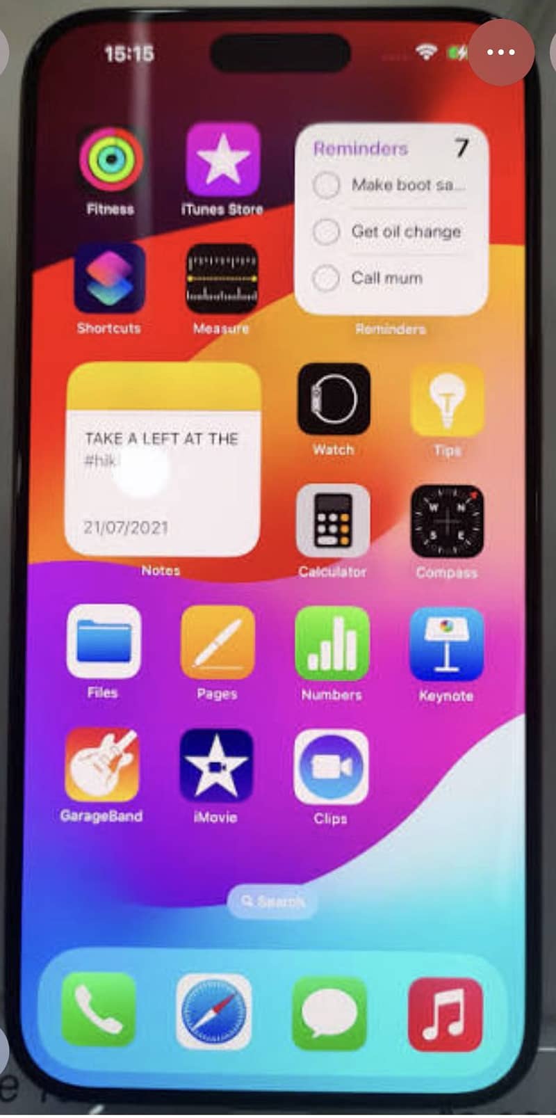 Apple iPhone 15 5