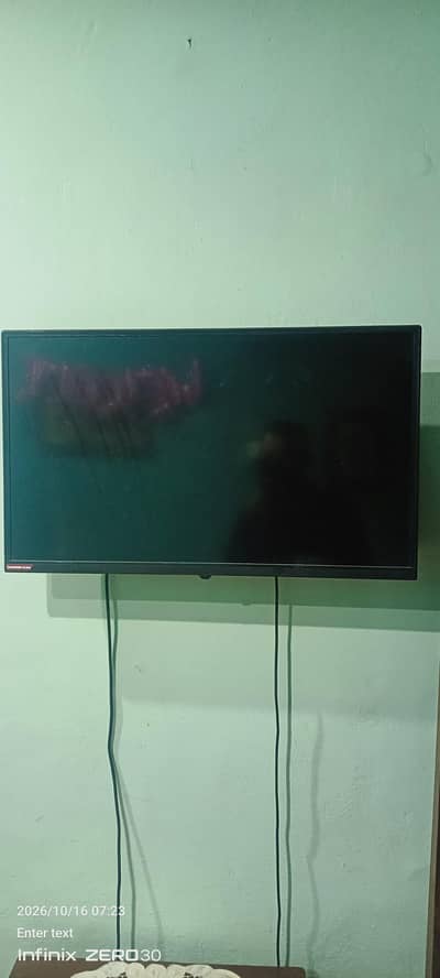 Smart LED TV