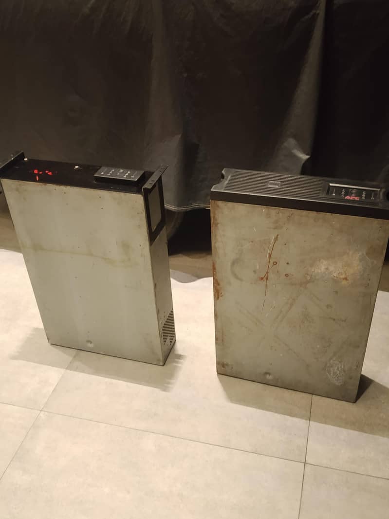 APC Ups full set . . . 4