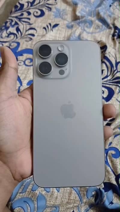 Apple iPhone 15 Pro Max