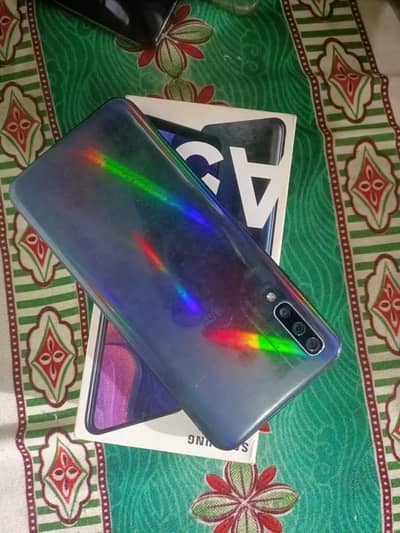 Samsung Mobile A50