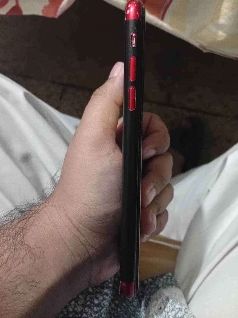 Apple iPhone XR 5