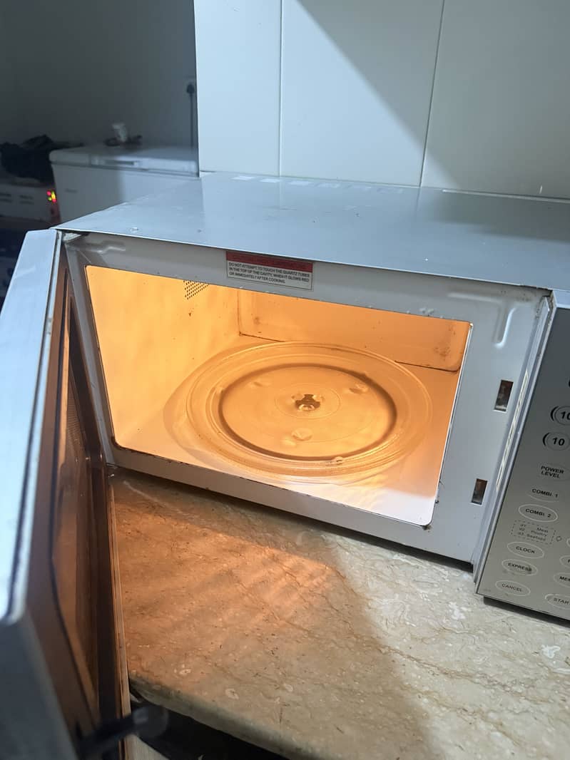 Microwave 1