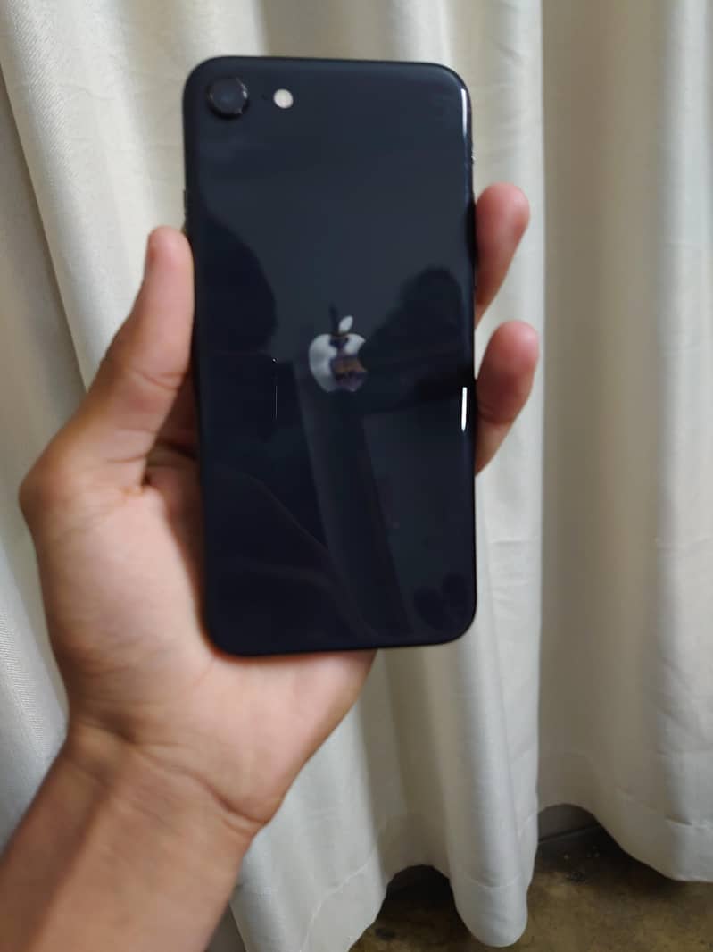 Apple iPhone SE 0