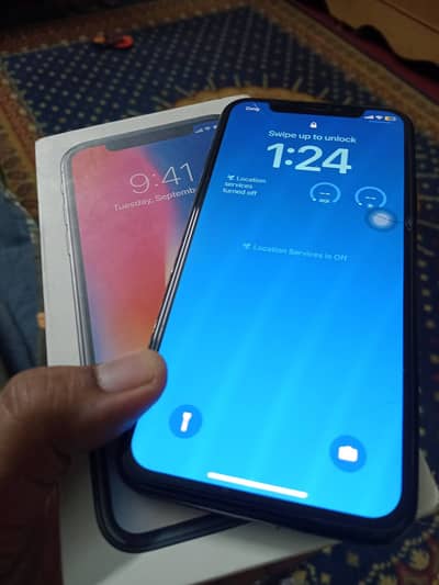 Apple iPhone X 64 GB (PTA Approved)