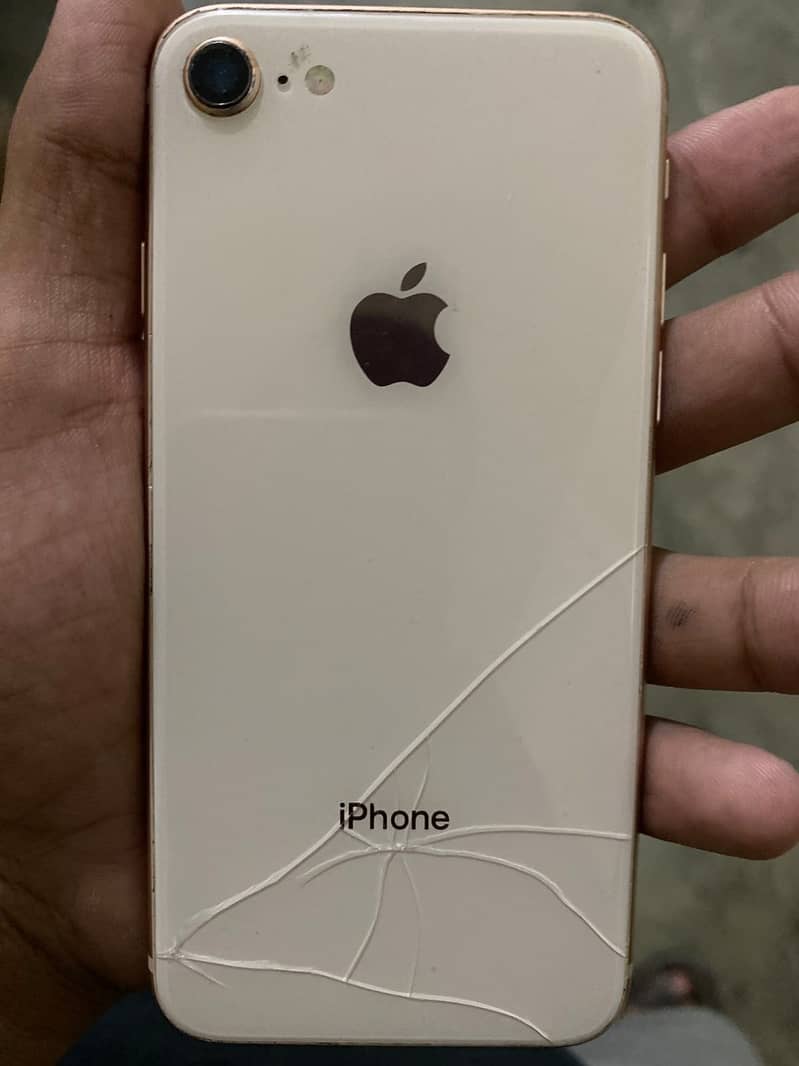 Apple iPhone 8 4