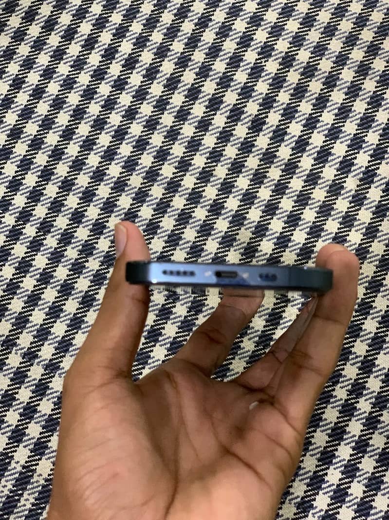 Apple iPhone 12 Pro 1