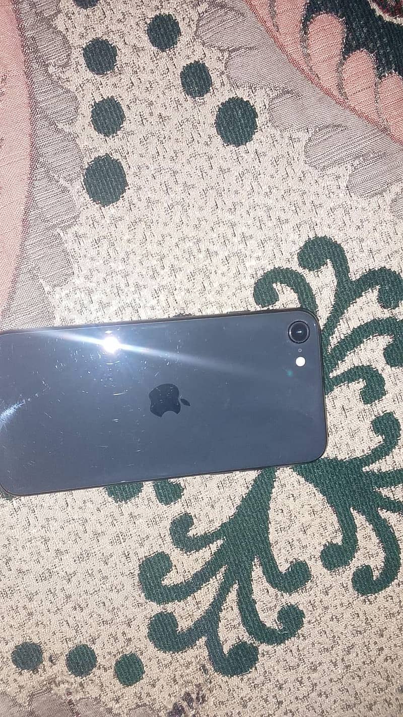 Apple iPhone SE 1
