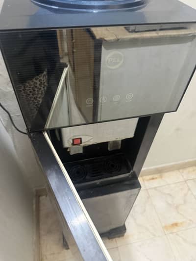 Pel Water Dispenser