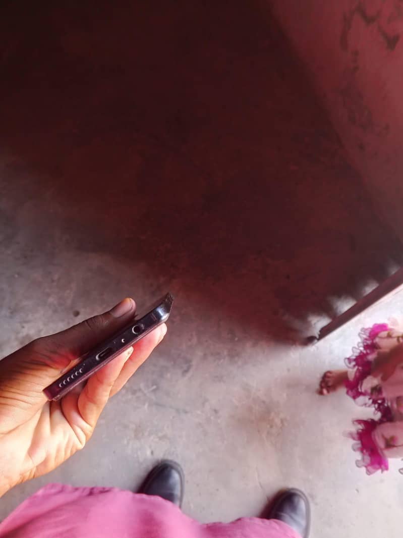 Tecno CAMON 20 1