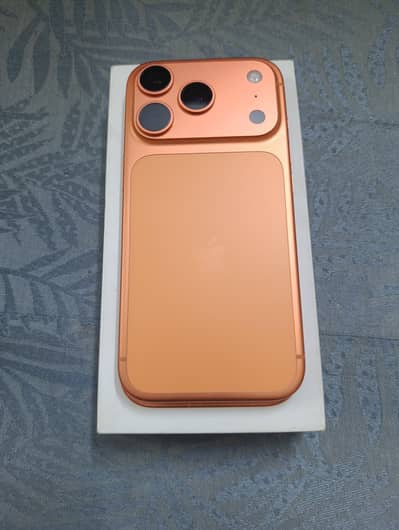 Apple iPhone 17 Pro jv