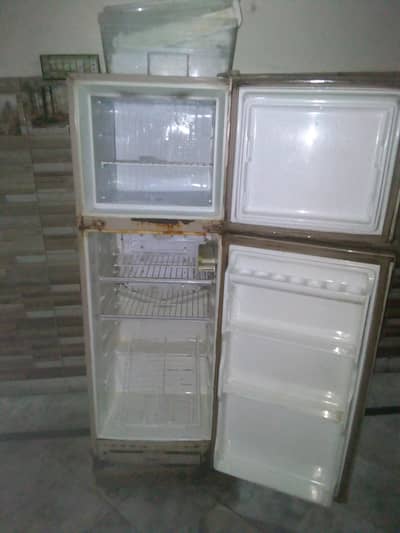 Dawlance fridge